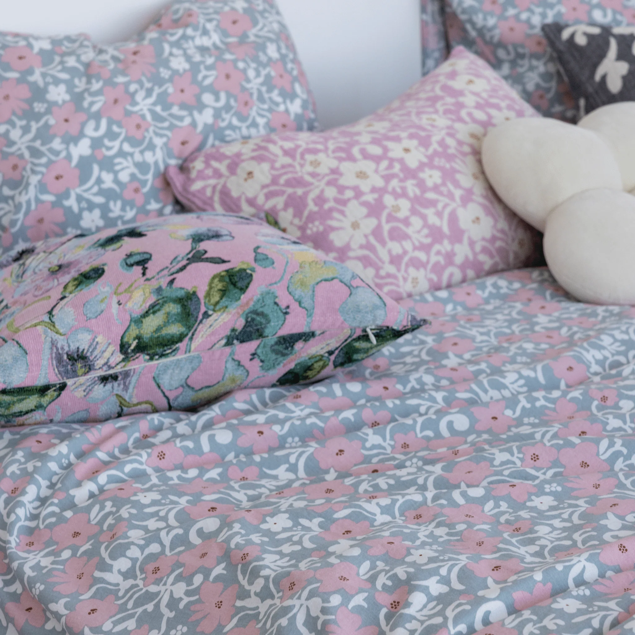 Kukkapelto Tyynynpäällinen Gobeliini - Image 2