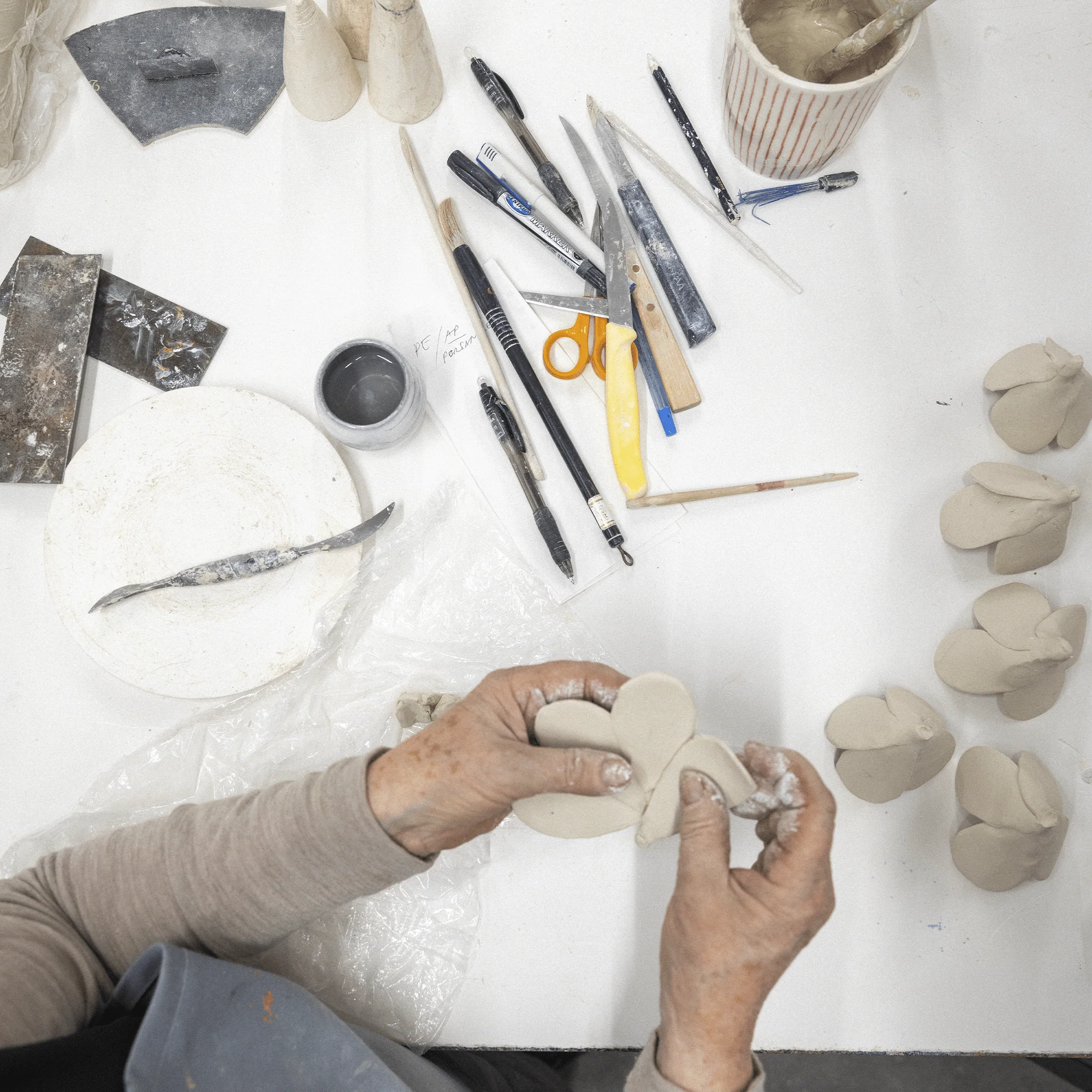 Leinikki Studio Kukkaveistos - Image 3